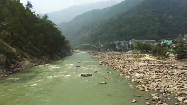 Вид Повітря Над Річкою Тіста Долині Між Горами Індійським Лісом — стокове відео