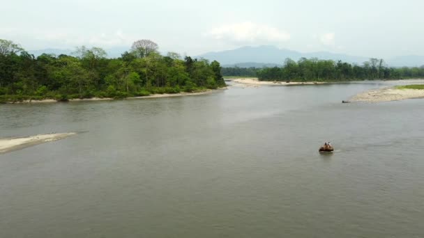 Avstånd Skogstjänsteman Rida Elefant Kameng Floden Nameri Nationalpark Assam Östra — Stockvideo