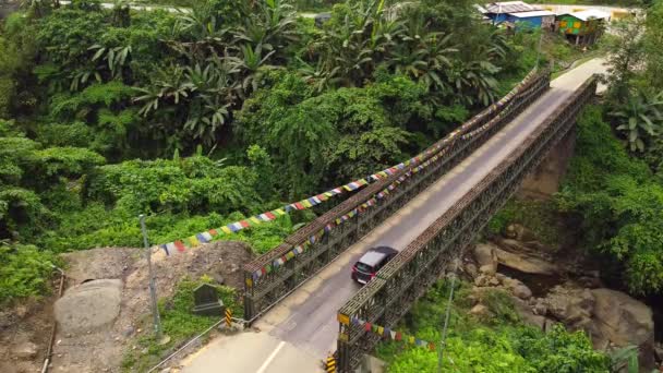 印度西阿鲁纳恰尔邦Bomdila附近的老化铁桥空中景观 — 图库视频影像