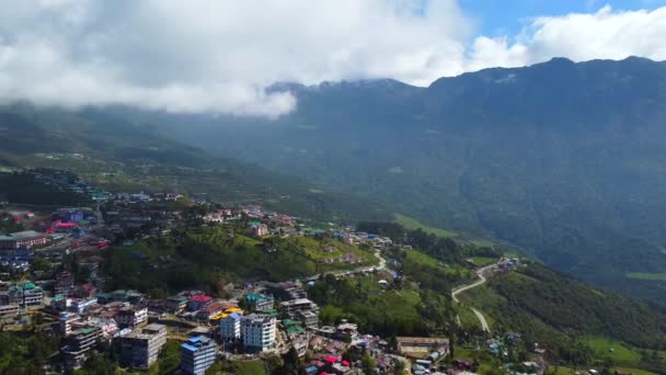Widok Lotu Ptaka Tawang Miasto Arunachal Pradesh Indiach Krajobraz Góry — Wideo stockowe
