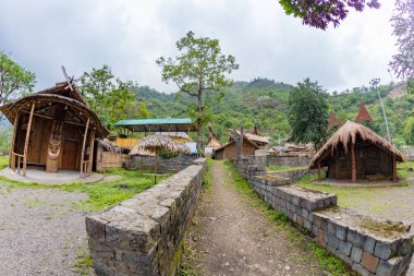 Kohima, Nagaland ve Hindistan 9 Mayıs 2022 Naga Heritage Village, Kohima, Nagaland, Hindistan