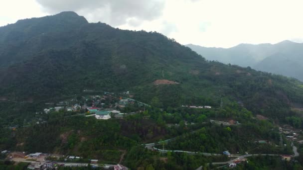 Luftaufnahme Von Naga Heritage Village Und Traditionellen Häusern Hang Kohima — Stockvideo