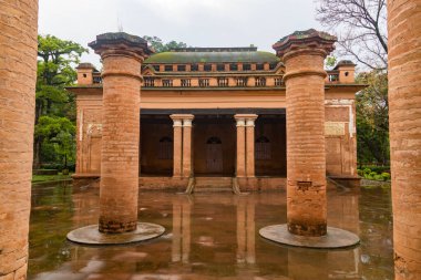 Manipur Kangla Kalesi 'nin tarihi anıtı. Imphal, Hindistan 'daki Shri Shri Govindajee tapınağı ve Citadal.