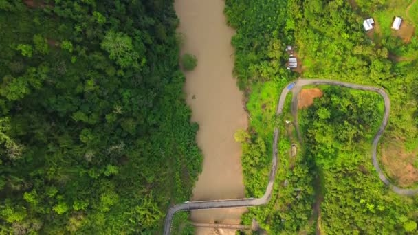 Luftaufnahme Der Alten Brücke Irang Fluss Irang Diese Brücke Wurde — Stockvideo