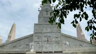 Aizawl, mizoram, Hindistan, Aizawl tepelerindeki Aizawl 'daki Solomon tapınağının yakınındaki mizoram şehrinin havadan görünüşü..