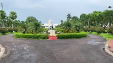 Agartala, tripura, Hindistan 26 Mayıs 2022. Ujayanta Sarayı, günümüzde Hindistan 'ın Tripura eyaletinin başkenti olan agartala' daki Tripura Krallığı 'nın bir müzesidir..