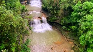 Wei Sawdong 'un Megahalaya Cherrapunji' ye düşüşünün güzel manzarası. Hindistan 'ın en iyi turistik merkezi Cherrapunji meghalaya' dır..