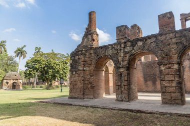 İngiliz ihtisas kompleksi, Hindistan 'ın Lucknow, uttar pradesh kentindeki ortak bir bölgede bulunan birkaç binadan oluşan bir grup..