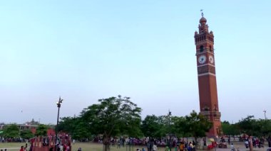  Lucknow, uttar pradesh, Hindistan 19 Haziran 2022. Hussainabad göleti ve saat kulesi Lucknow, Lucknow, uttar pradesh, Hindistan, Asya 'daki Ghanta Ghar Talab' da güzel bir akşam..