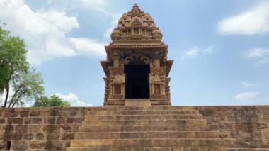 Khajuraho 'daki Javari Tapınağı Chhatarpur Bölgesi, Madhya Pradesh, Hindistan' daki bir grup Hindu ve Jain tapınağı. Unesco dünya mirası alanı..