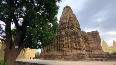 Khajuraho, madhya pradesh, Hindistan 16 Haziran 2022. Khajuraho 'daki Bhagawan Parshwanath digambar jain mandir. Hindistan' ın Madhya Pradesh bölgesindeki Hindu ve Jain tapınakları grubu. Unesco dünya mirası alanı..
