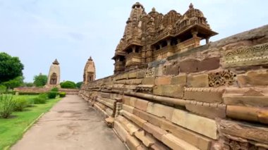 Khajuraho 'daki Vishwanath Tapınağı. Chhatarpur Bölgesi, Madhya Pradesh, Hindistan' daki Jain ve Hindu tapınakları grubu. Unesco Dünya Mirası Alanı..