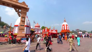 Haridwar, uttrakhand, Hindistan 22 Haziran 2022. Shri Laxmi Naryana Mandir in har ki pauri Haridwar, Hindistan 'daki çetelerin kıyılarında bulunan ünlü bir ghat..
