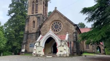 St. John vahşi doğa kilisesi, Nainital, Uttarakhand, Hindistan. Nainital göller şehrindeki eski bir kilisenin mimarisi. Hindistan 'daki antik kilise.