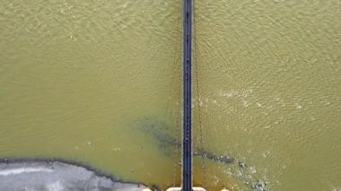 Janki setu köprüsü, Hindistan 'ın Uttarakhand eyaletindeki Rishikesh şehri Ganga nehri üzerinde.