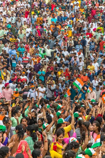 Wagah attari sınırı, Punjab, Hindistan, 25 Temmuz 2022. Hindistan-Pakistan sınırında bayrak töreni Amritsar, Punjab, Hindistan yakınlarında