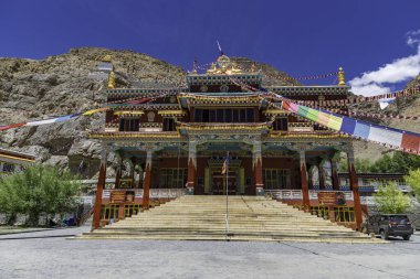 Kaza, himachal pradesh, Hindistan, 7 Temmuz 2022. Budist manastırı kaza gompa ya da sakya tangyud manastırı Kazada bir kabile için ibadet yeri spiti vadisinde, himachal pradesh, Hindistan.