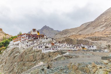 Hintli Himalaya 'nın Nubra Vadisi' ndeki Budist Diskit Manastırı. Diskit, ladakh, Hindistan