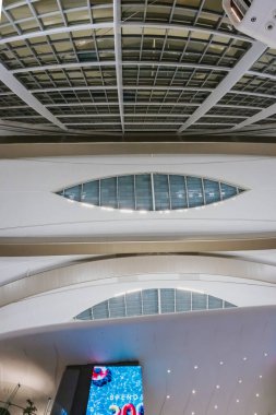 Abu Dabi, Birleşik Arap Emirlikleri, 16 Temmuz 2024. Zayed Uluslararası Havalimanı, Etihad Havayolları 'nın merkezi olarak hizmet veren modern A Terminali ile Abu Dhabis' in ana havaalanıdır..
