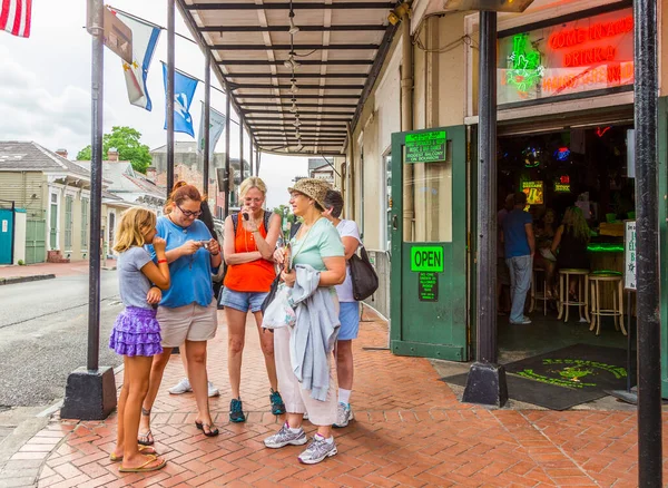 Nueva Orleans Julio 2013 Gente Visita Edificio Histórico Barrio Francés — Foto de Stock