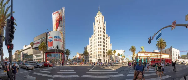 로스앤젤레스 2019 로스앤젤레스의 할리우드 대로에서 보행자 교차로에 사람들 — 스톡 사진