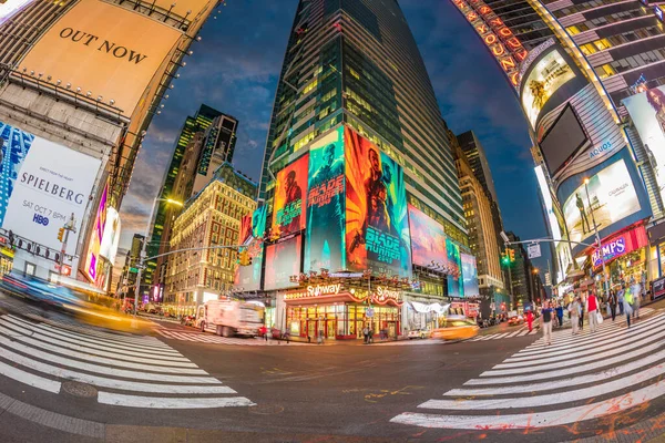 New York Usa Oct 2017 Neon Advertising News Brands Theaters — Stock Photo, Image