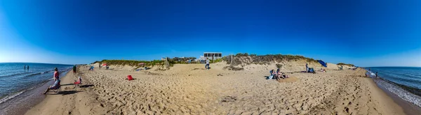 Provincetown Usa Sep 2017 Άνθρωποι Απολαμβάνουν Την Όμορφη Παραλία Στο — Φωτογραφία Αρχείου