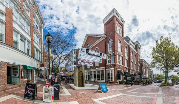 Salem Usa Sep 2017 Sétálóövezet Salem Belvárosában Üzletekkel Történelmi Vásárokkal — Stock Fotó