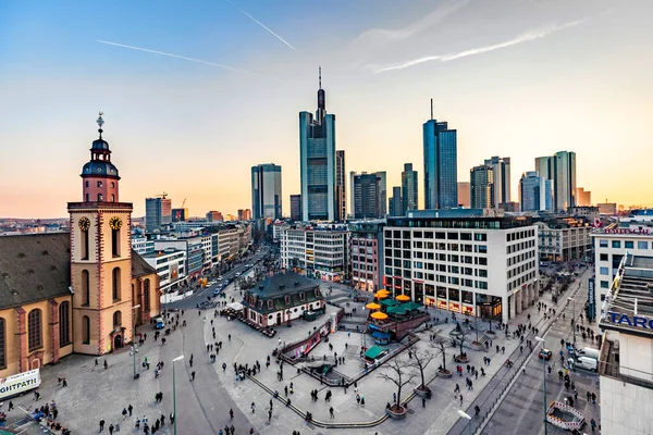 Frankfurt Tyskland Mar 2016 Utsikt Till Skyline Frankfurt Solnedgången Flesta — Stockfoto