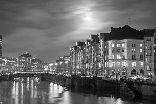 Histórico Speicherstadt Noite Hamburgo — Fotografia de Stock