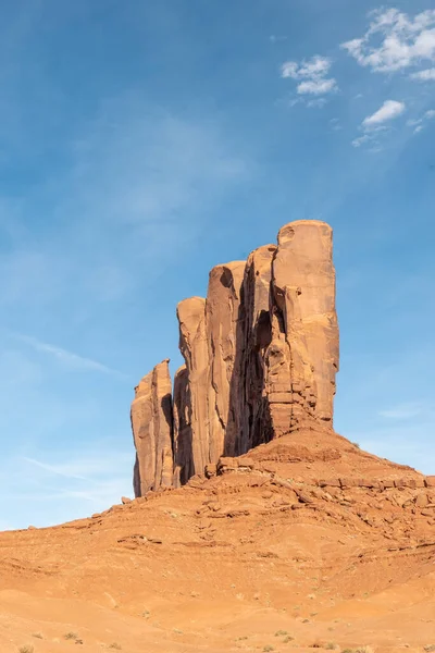 Blick Auf Das Monument Valley Mit Kamelkopf Und Blauem Himmel — Stockfoto