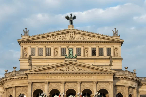 Gammalt Operahus Frankfurt Main Med Inskription Dem Wahren Schoenen Guten — Stockfoto