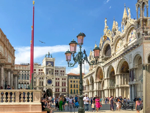 Venecia Italia Julio 2021 Las Personas Disfrutan Visitando Palacio Los — Foto de Stock