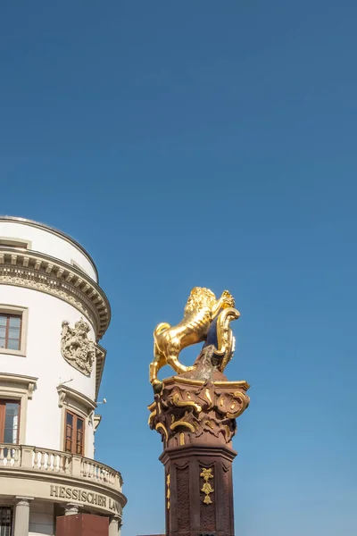 Hessens Parlament Wiesbaden Tyskland Med Gyllene Lejon Som Symbol För — Stockfoto