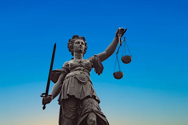 Lady Justice Frankfurt Sword Wage Symbol Law Justice Order — 图库照片