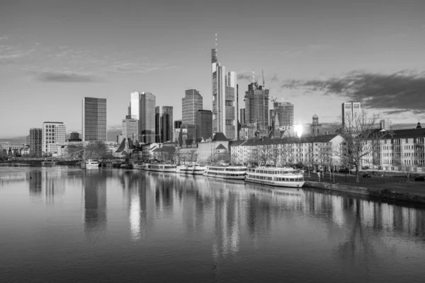 Scenic View Skyline Frankfurt Main Reflection Skyline River Main — Stock Photo, Image