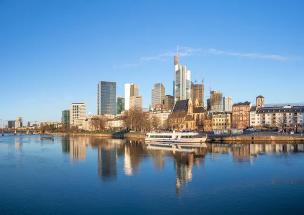 Malebný Pohled Panorama Frankfurtu Nad Mohanem Odrazem Panoramatu Řece Hlavní — Stock fotografie