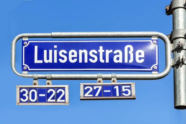 Old Enamel Street Name Sign Luisenstrasse Engl Street Louise Wiesbaden — стоковое фото