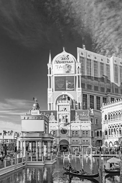 Las Vegas Usa 2019 Március Turisták Szívesen Gondoláznak Velencei Hotelben — Stock Fotó