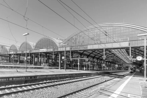 Wiesbaden Germania Aprile 2023 Veduta Della Stazione Ferroviaria Neoclassica Wiesbaden — Foto Stock