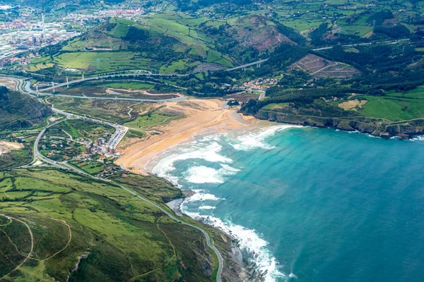 Spanya Cantabria Güzel Kumlu Bir Sahil Olan Playa Dicido Castro — Stok fotoğraf