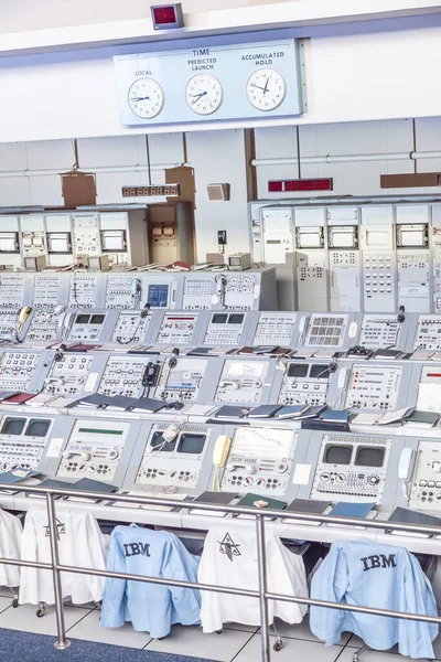 2010年7月25日 アポロ60号の管制装置が米国ケネディ宇宙センターに展示 — ストック写真