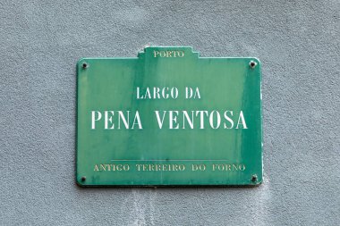 Sokak adı Largo da pena Ventosa - engl -Lake von Pena Ventosa - Porto, Portekiz 'deki eski geleneksel fayanslar üzerinde
