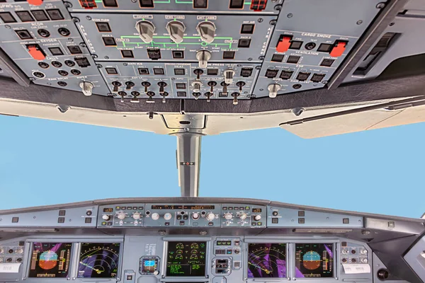 Cockpit View Commercial Jet Airliner — Stock Photo, Image