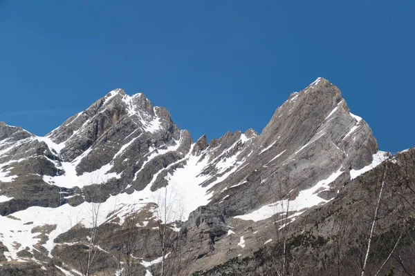 Блискучі Вершини Пунта Фелькіораль Піко Пінета Взимку Можна Побачити Долині — стокове фото