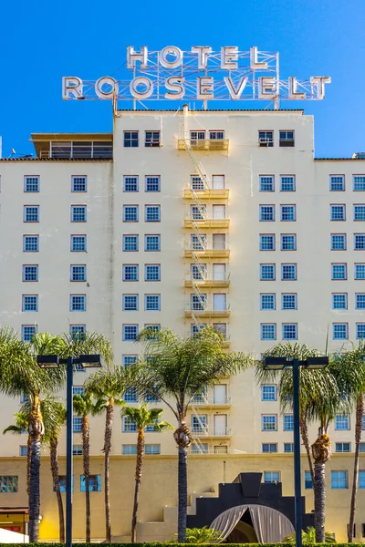 2012年6月26日 アメリカのハリウッドにある有名な歴史的ルーズベルトホテルのファサード 1927年5月15日に開業した 現在はトンプソン ホテルが経営している — ストック写真