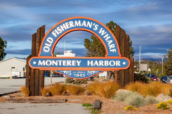 Monterey Usa Czerwca 2012 Oznakowanie Starego Nabrzeża Rybackiego Monterey Harbor — Zdjęcie stockowe