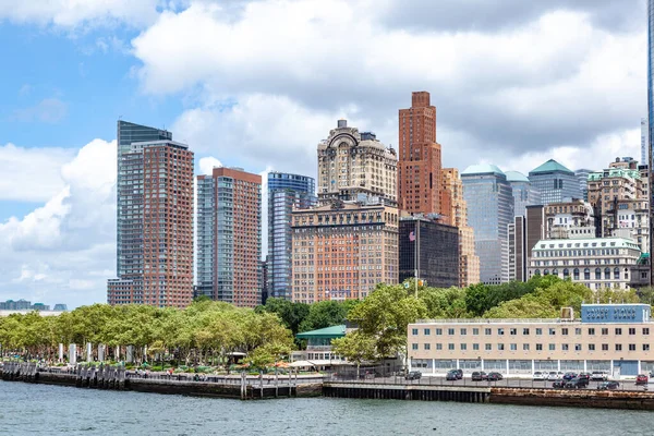 Панорама Нью Йорка Манхэттеном Skyline Над Рекой Гудзон Голубым Белым — стоковое фото