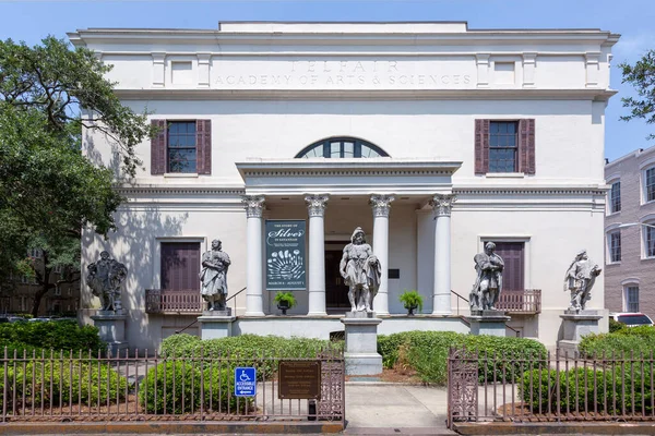 2010年7月22日 美国萨凡纳 佐治亚州萨凡纳历史城区的Telfair博物馆 是美国南部第一个公共艺术博物馆 — 图库照片
