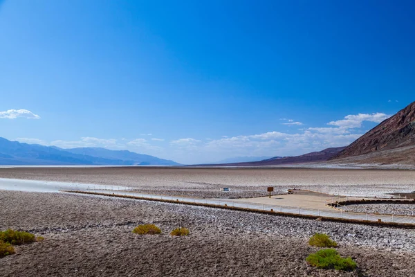 Badvattenbassäng Middagsvärme Den Lägsta Punkten Death Valley Usa — Stockfoto